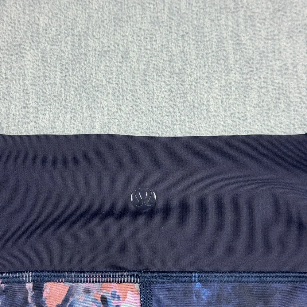 Lululemon Leggings Womens 2 Purple Printed If You're Lucky Crop 22